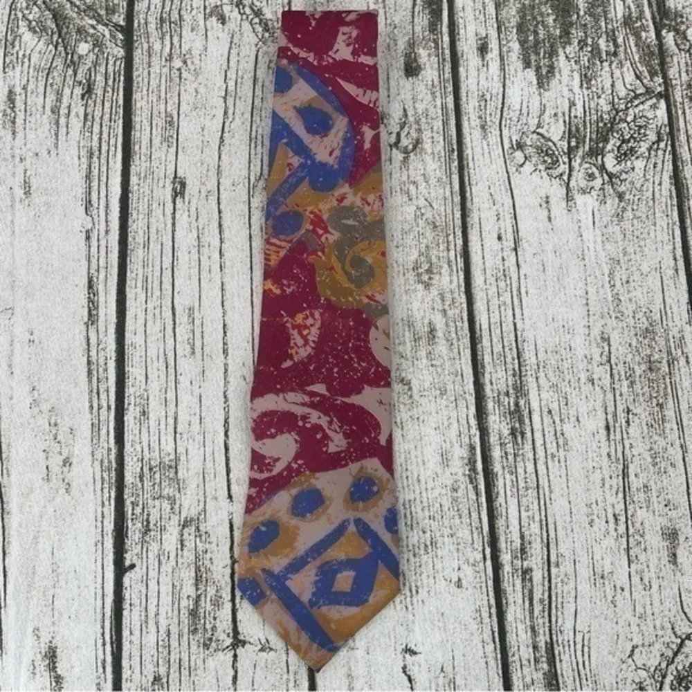 Vintage Oleg Cassini men’s Tie